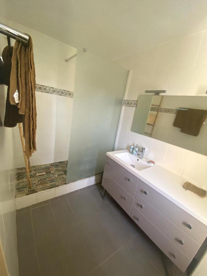 Le Bois Saint Martin Apartment Filaos Luaran gambar